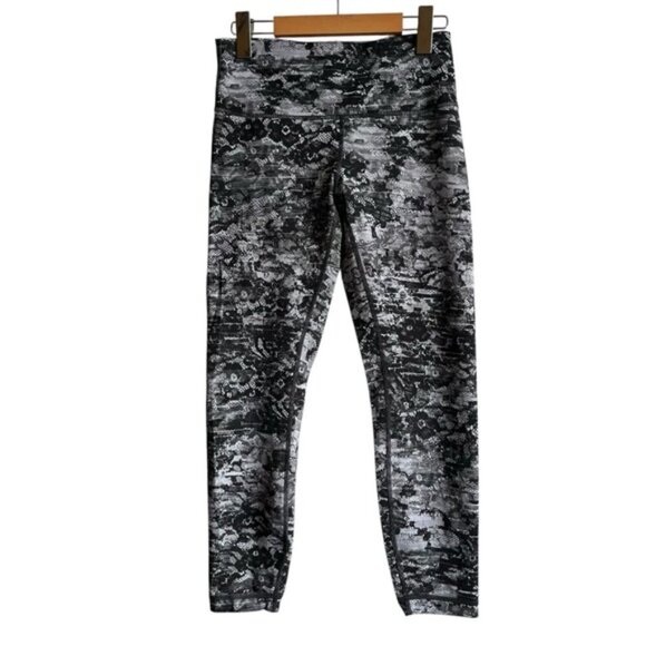 Lululemon Wunder Under High-Rise 7/8 Tight Size 8 *Full-On Luxtreme 25" - Picture 14 of 14